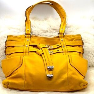 EUC B. Makowsky Yellow Leather Shoulder Bag